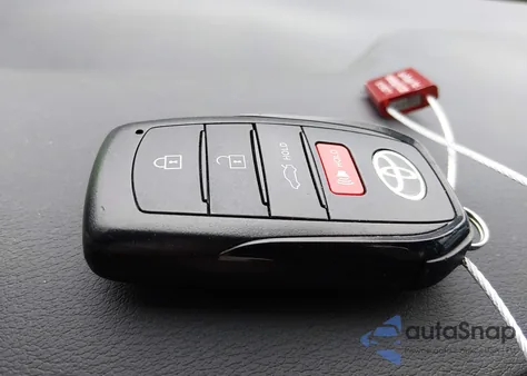 2026 Toyota Corolla Se из США, поврежденный, VIN 5YFS4MCE6TP254172